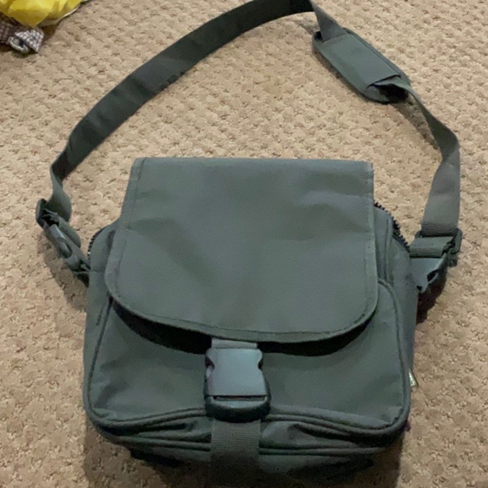CHIVAS REGAL BAG LIKE NEW